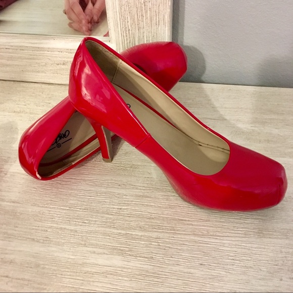 Red Mossimo Target brand heels - Picture 2 of 5